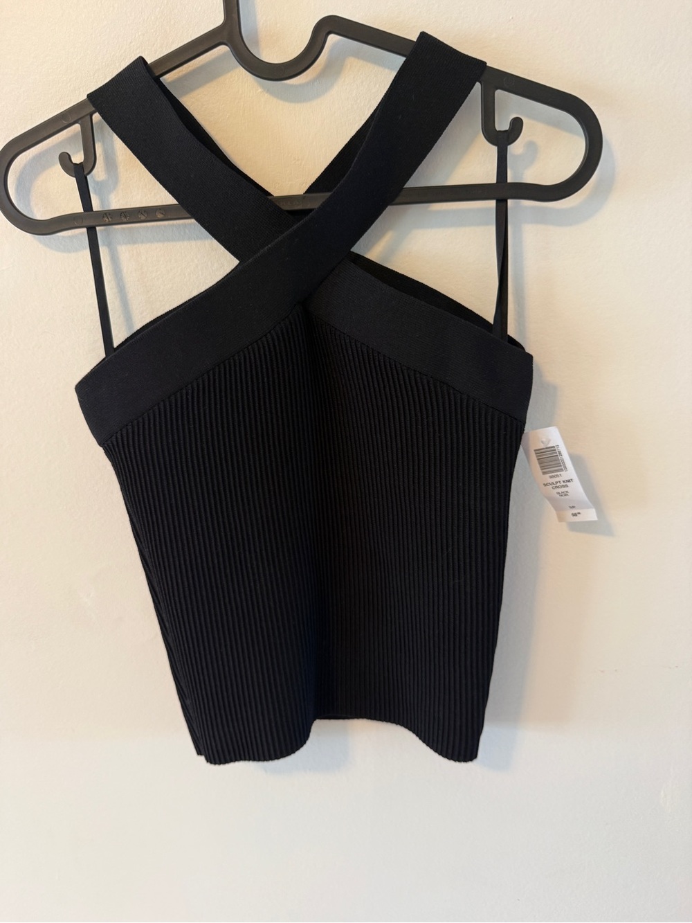NWT Aritzia Babaton Sculpt Knit Cross Tank Top Black S